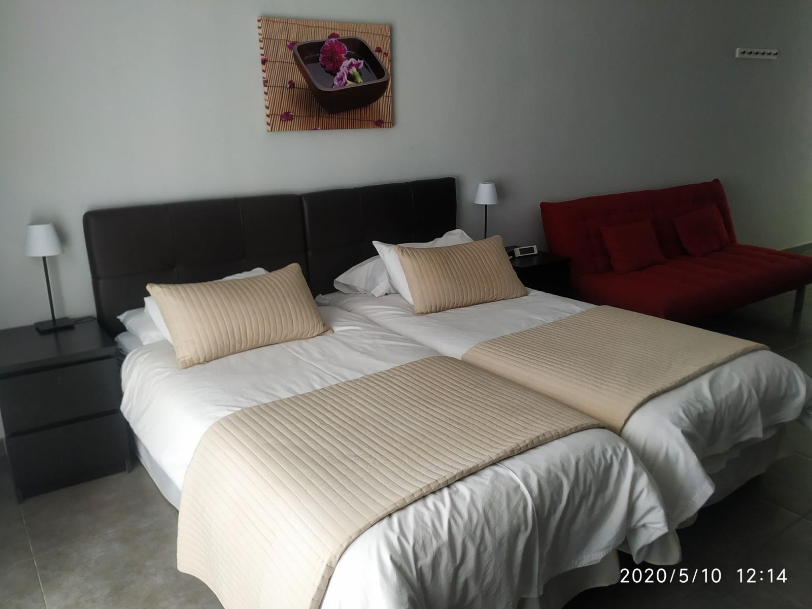 Apartamentos El Patio Los Llanos De Aridane Exterior photo