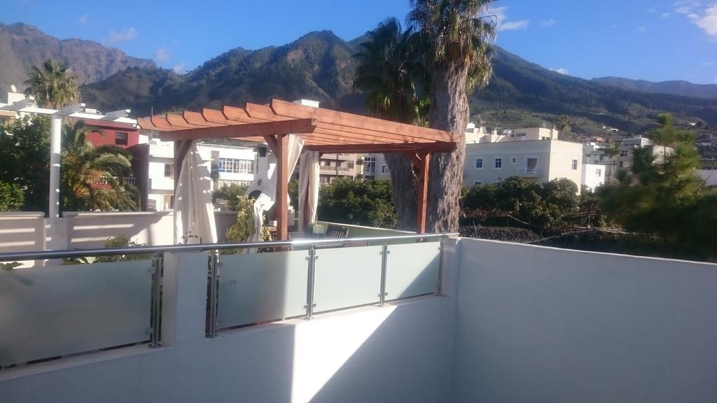 Apartamentos El Patio Los Llanos De Aridane Exterior photo