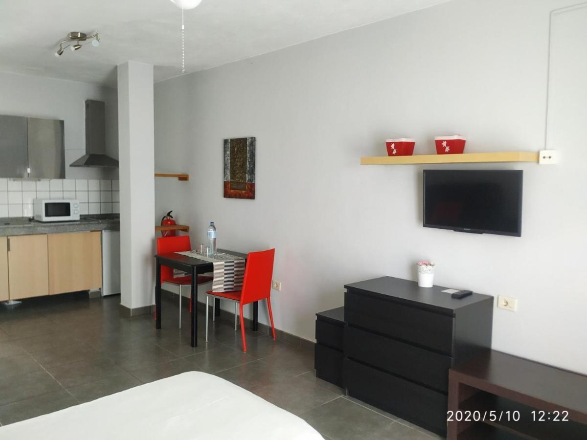 Apartamentos El Patio Los Llanos De Aridane Exterior photo